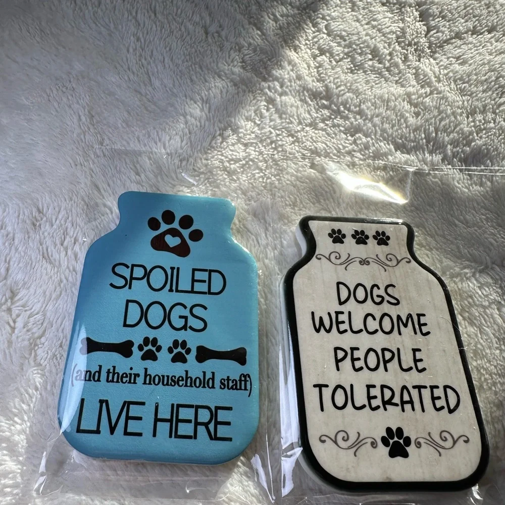 Magnet Set of 2 for Dog Lovers Adorable Kitchen Magnet Fridge or Anywhere NWT
